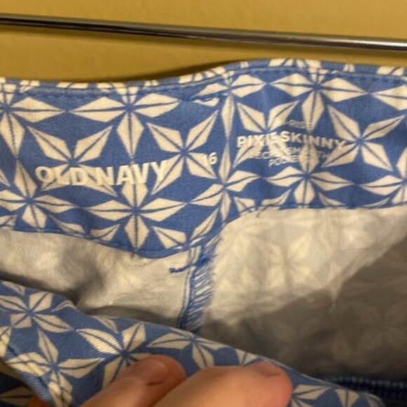 Old Navy Blue Star Pixie Pants - Picture 2 of 2